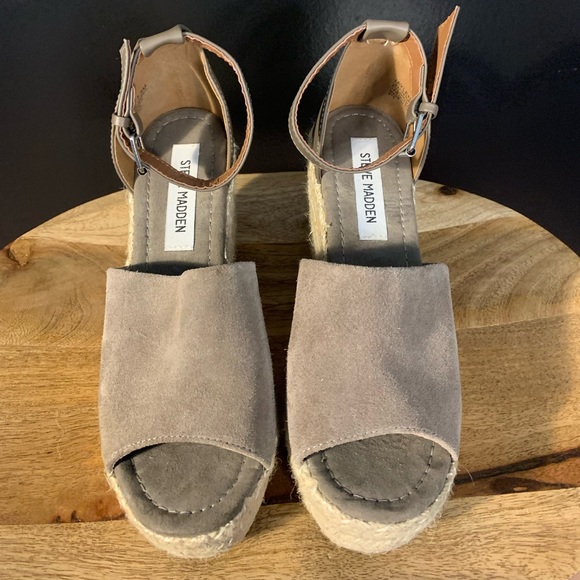 SOLD: Steve Madden Platform Suede Wedges, 7.5 - Picture 2 of 9